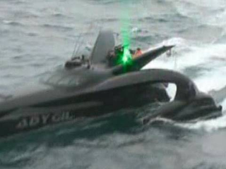 Illustration for article titled Speedy Power Boat Powered by Human Flab to Circumnavigate the Globe